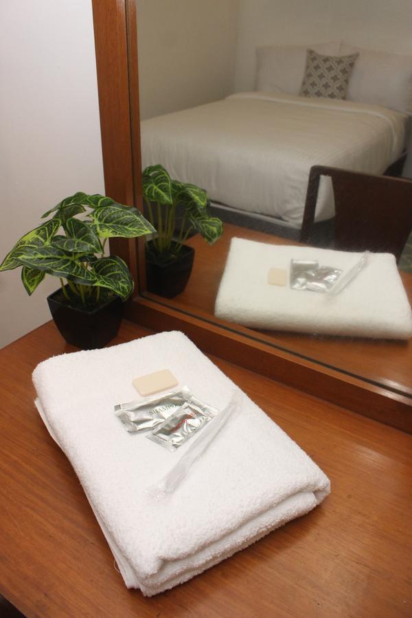 The White Bed And Breakfast Μπακολόντ Εξωτερικό φωτογραφία